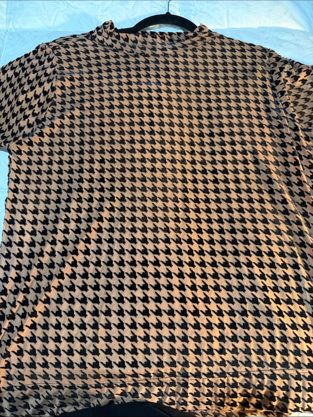 Kori Houndstooth Short-Sleeve Blouse - Black & Tan